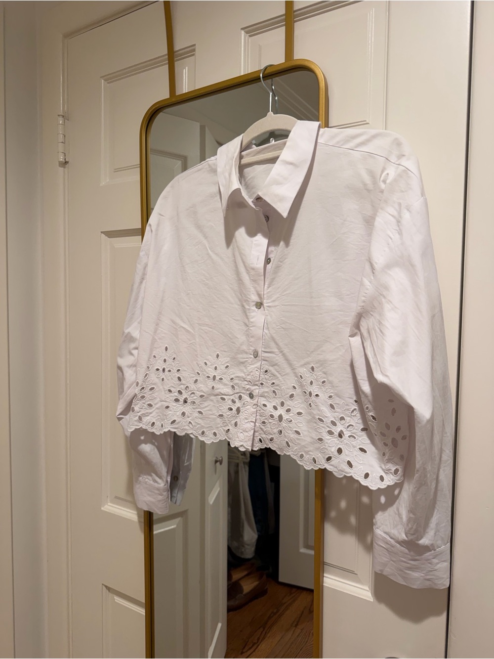 Zara White Eyelet Cropped Button-Up Shirt